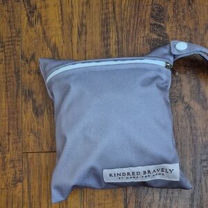 Kindred Bravely Organic Bamboo Nursing Pads